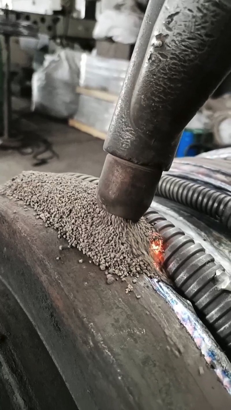 在焊接工艺中，选择合适的焊条规格至关重要。今天，我们就来聊聊各种焊条规格的特点和适用场景。
